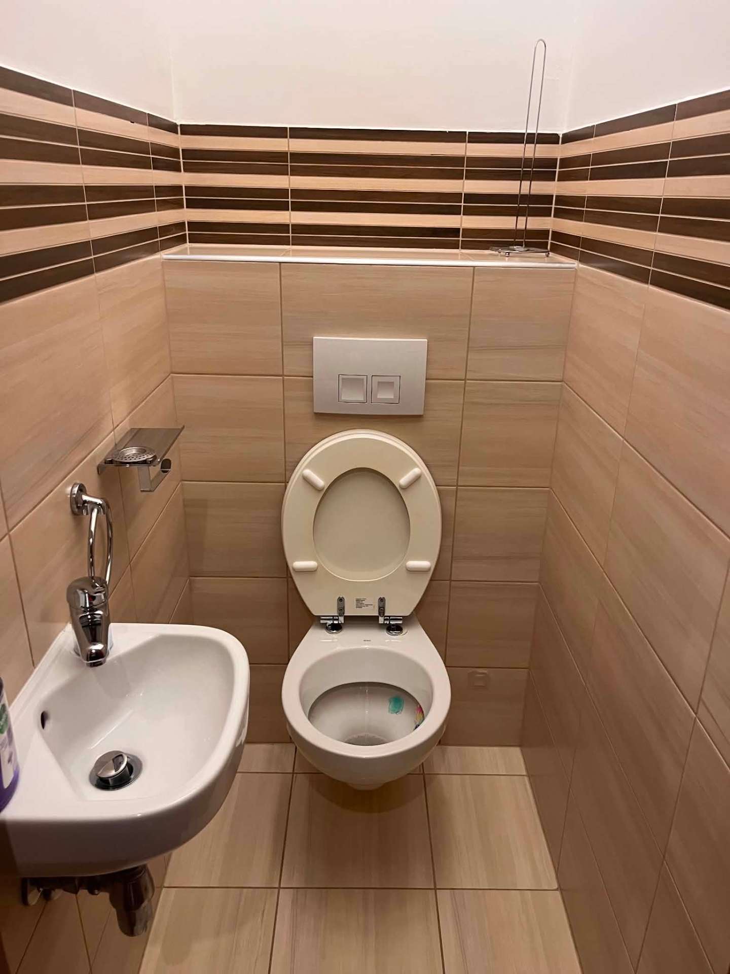 Fertőtlenített mosdóhelyiség